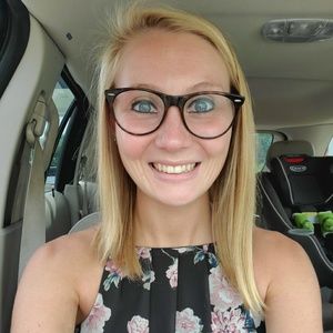 Meet your Posher, Brittney